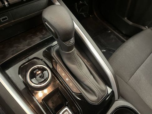 Used 2023 Chevrolet Colorado Trail Boss w/ Advanced Trailering Package image 8