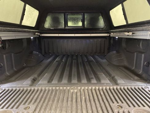 Used 2024 Nissan Titan PRO-4X w/ Pro-4x Convenience Package image 8