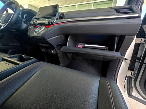 Used 2025 Honda Odyssey Sport-L image 66