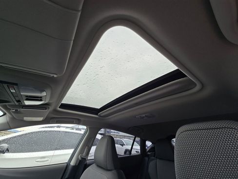 Used 2024 Subaru Crosstrek 2.0i Premium image 19