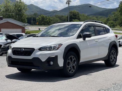 Used 2021 Subaru Crosstrek 2.5i Sport w/ Moonroof Package AWD/4WD image 7
