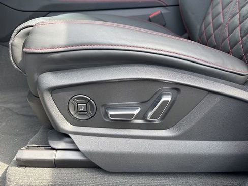 New 2026 Audi Q8 Prestige image 10