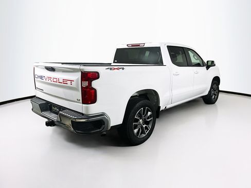 Used 2023 Chevrolet Silverado 1500 LT AWD/4WD image 9