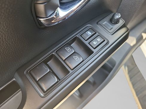 Used 2023 Nissan Titan PRO-4X w/ Pro-4x Convenience Package image 30