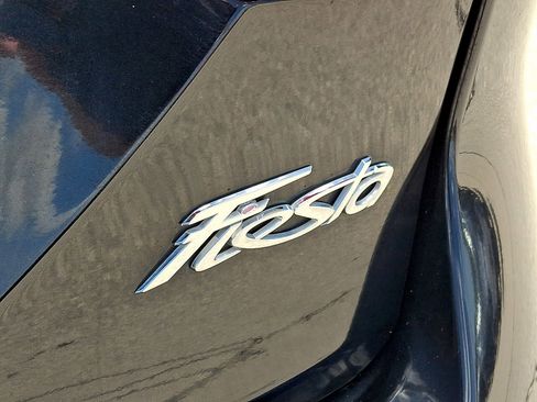 Used 2015 Ford Fiesta SE FWD image 30