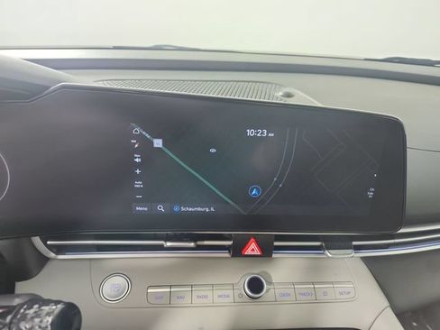 Used 2024 Hyundai Elantra Limited FWD image 6