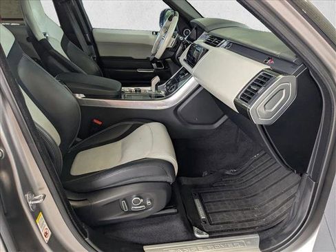 Used 2021 Land Rover Range Rover Sport SVR image 19