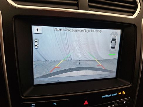 Used 2017 Ford Explorer Limited image 15