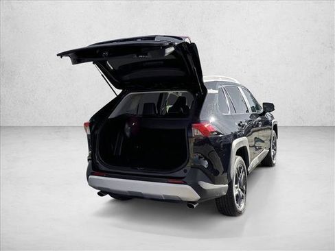 Used 2024 Toyota RAV4 Adventure image 7