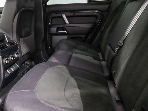 Used 2023 Land Rover Defender 110 V8 AWD/4WD image 19