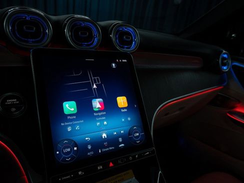 Certified 2026 Mercedes-Benz GLC 300 image 28