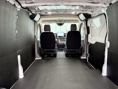 New 2025 Ford Transit 150 Low Roof w/ Load Area Protection Package RWD image 15