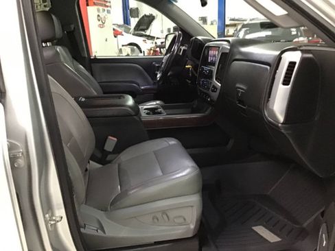 Used 2018 GMC Sierra 1500 SLT w/ SLT Premium Package AWD/4WD image 23