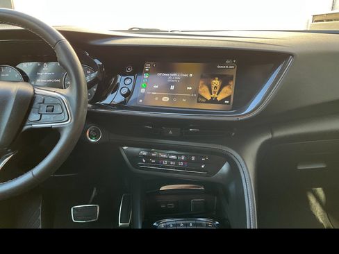 Used 2023 Buick Envision Essence w/ Sport Touring Package AWD/4WD image 4