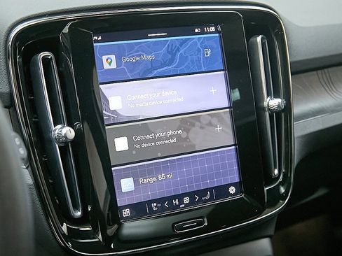 Certified 2023 Volvo XC40 Recharge Ultimate image 16