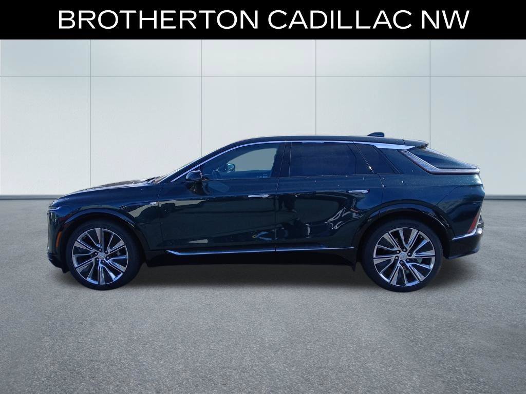 Certified 2024 Cadillac Lyriq Luxury AWD/4WD image 2