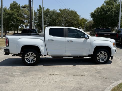 Used 2020 GMC Canyon SLT RWD image 3
