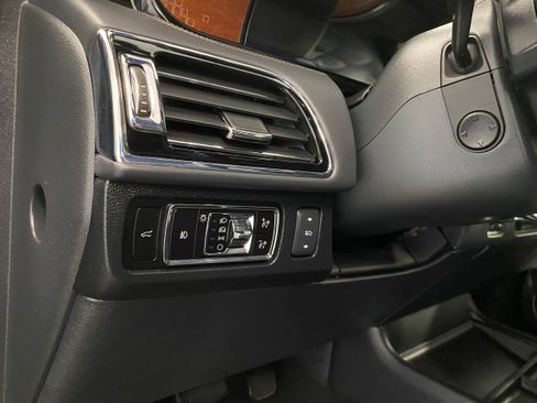 Certified 2024 Lincoln Navigator Black Label image 17