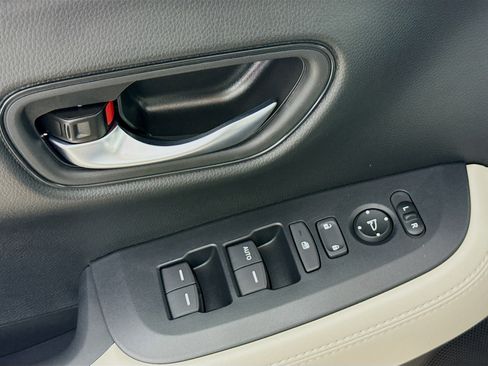 New 2026 Honda HR-V LX image 20