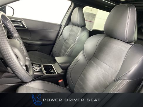 Used 2024 Mitsubishi Outlander SE Black Edition AWD/4WD image 18