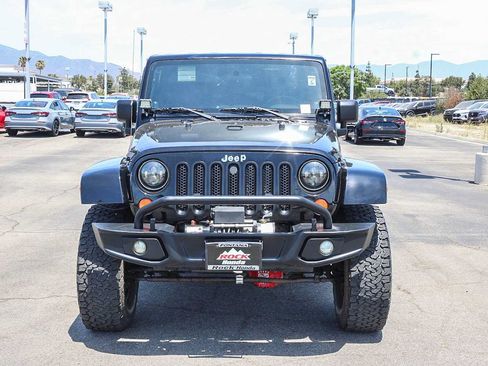 Used 2007 Jeep Wrangler Unlimited Sahara w/ Trailer Tow Group AWD/4WD image 2