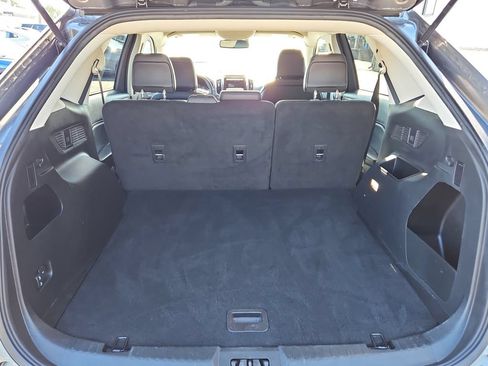 Used 2024 Ford Edge SEL AWD/4WD image 10