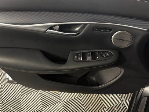 Used 2023 INFINITI QX50 Sport image 26