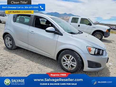 Used 2014 Chevrolet Sonic LT FWD image 5