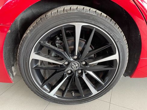 Used 2019 Toyota Camry XSE image 12