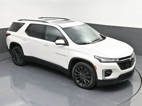Certified 2023 Chevrolet Traverse RS image 40