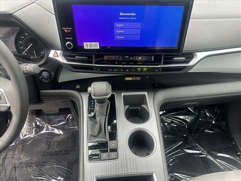 Certified 2025 Toyota Sienna XLE w/ XLE Plus Package image 15