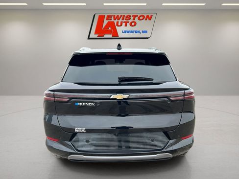 Certified 2025 Chevrolet Equinox EV LT image 12