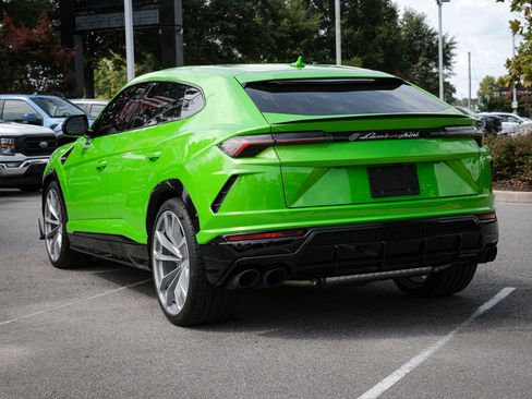 Used 2022 Lamborghini Urus AWD/4WD image 9