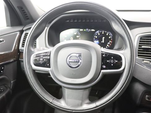 Used 2019 Volvo XC90 T6 Momentum w/ Advanced Package AWD/4WD image 27