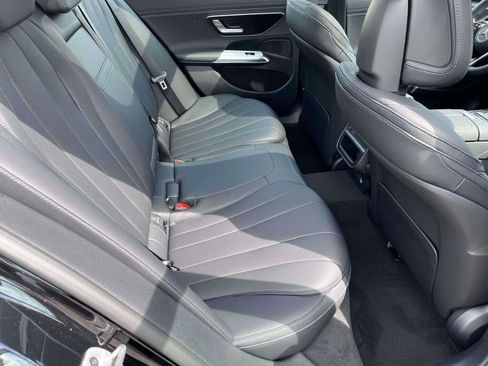New 2026 Mercedes-Benz E 450 4MATIC Sedan image 19