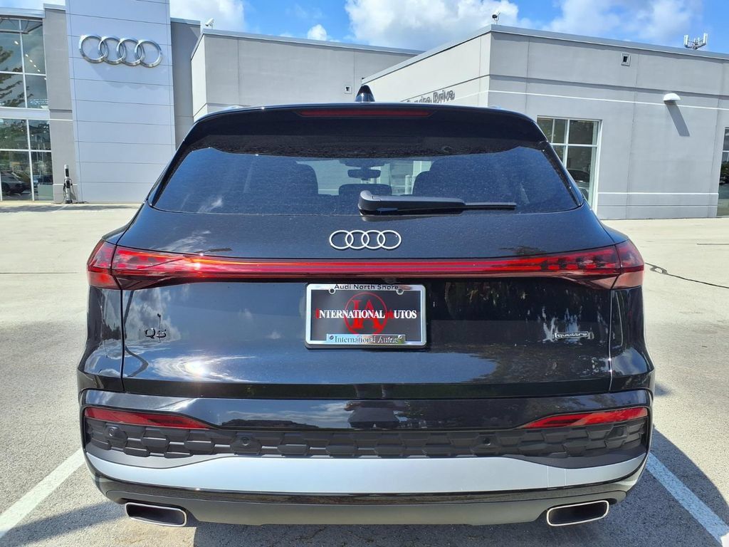 New 2026 Audi Q5 Premium AWD/4WD image 7