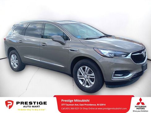 Used 2020 Buick Enclave Essence w/ Sound and Sites Package image 1