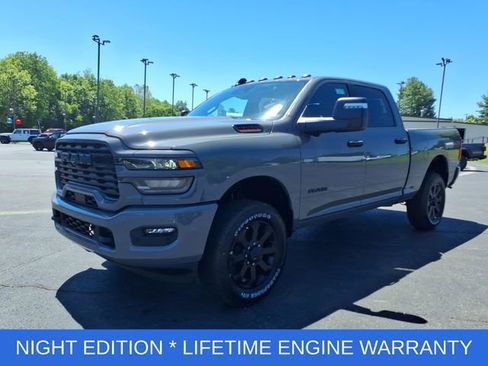 New 2026 RAM 2500 Big Horn AWD/4WD image 3