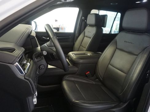 Used 2024 GMC Yukon Denali AWD/4WD image 21