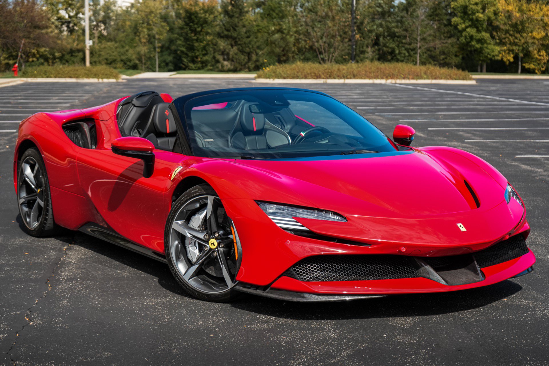 Used 2023 Ferrari SF90 Spider AWD/4WD image 3