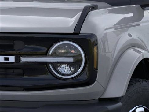 New 2026 Ford Bronco Outer Banks AWD/4WD image 20