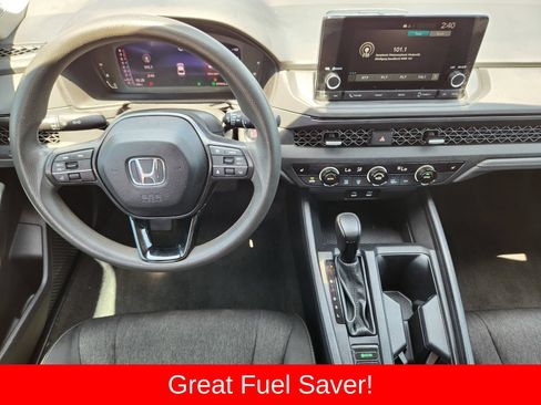 Used 2023 Honda Accord EX image 32
