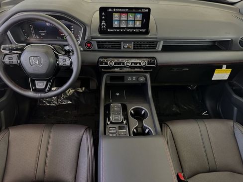 New 2025 Honda Pilot Black Edition image 9