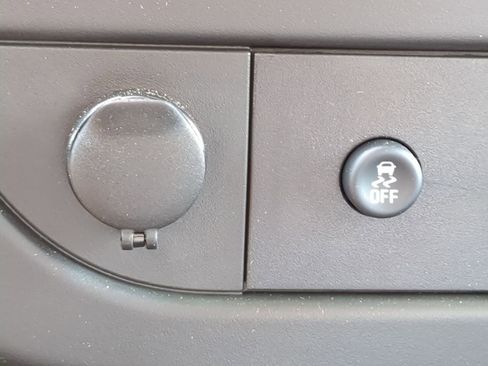 New 2025 GMC Savana 3500 w/ Power Convenience Package image 7