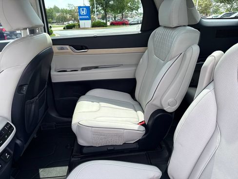Certified 2024 Hyundai Palisade Limited AWD/4WD image 22
