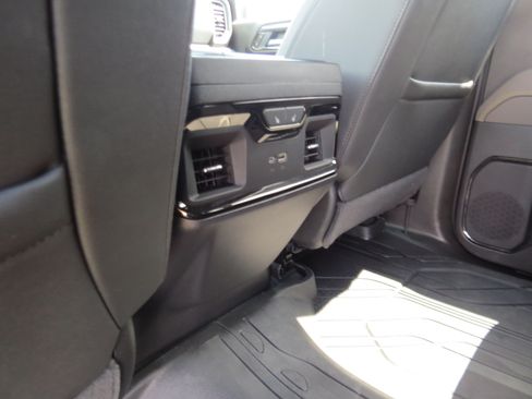 Used 2026 Chevrolet Silverado 1500 ZR2 AWD/4WD image 13
