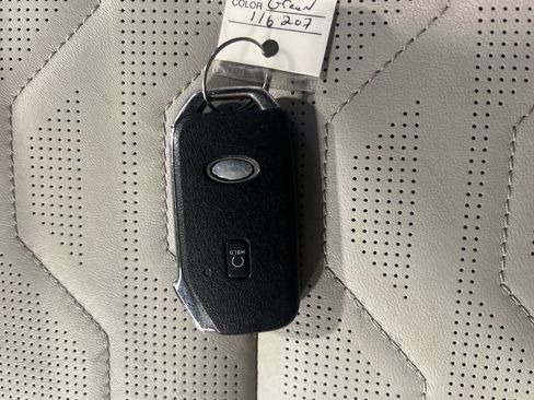 Used 2021 Kia Telluride SX w/ SX Prestige Package image 27