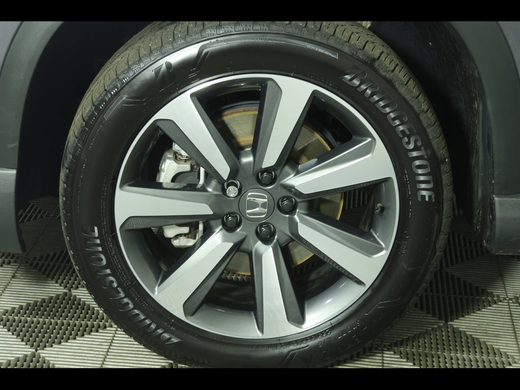 Used 2025 Honda Pilot Elite image 16