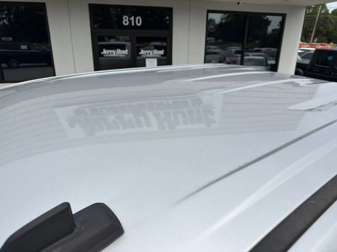 Used 2021 Chevrolet Silverado 1500 LT AWD/4WD image 12