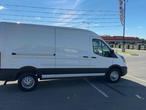 Used 2023 Ford Transit 250 Medium Roof AWD image 7